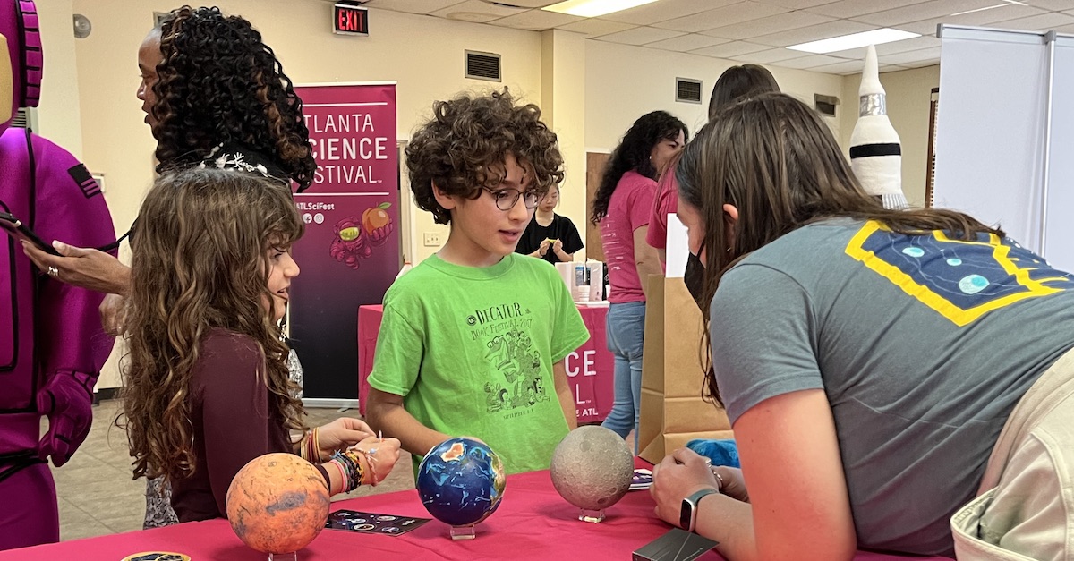 Kids enjoying science festival